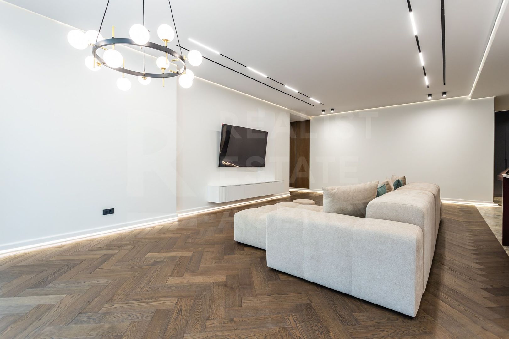 Chirie, apartament, 4 camere, str. Universității, Centru - Poză 5