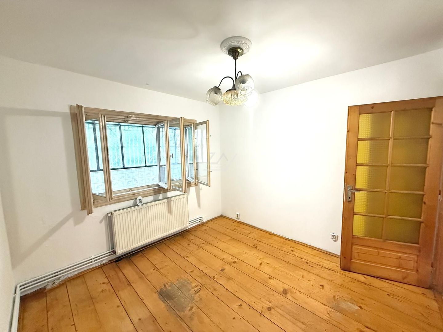 Decomandat. Centrala proprie. 2 Balcoane - Poză 4