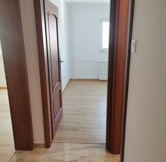 Inchiriere apartament 3 camere, nemobilat, Gavana zona Lidl - Poză 4