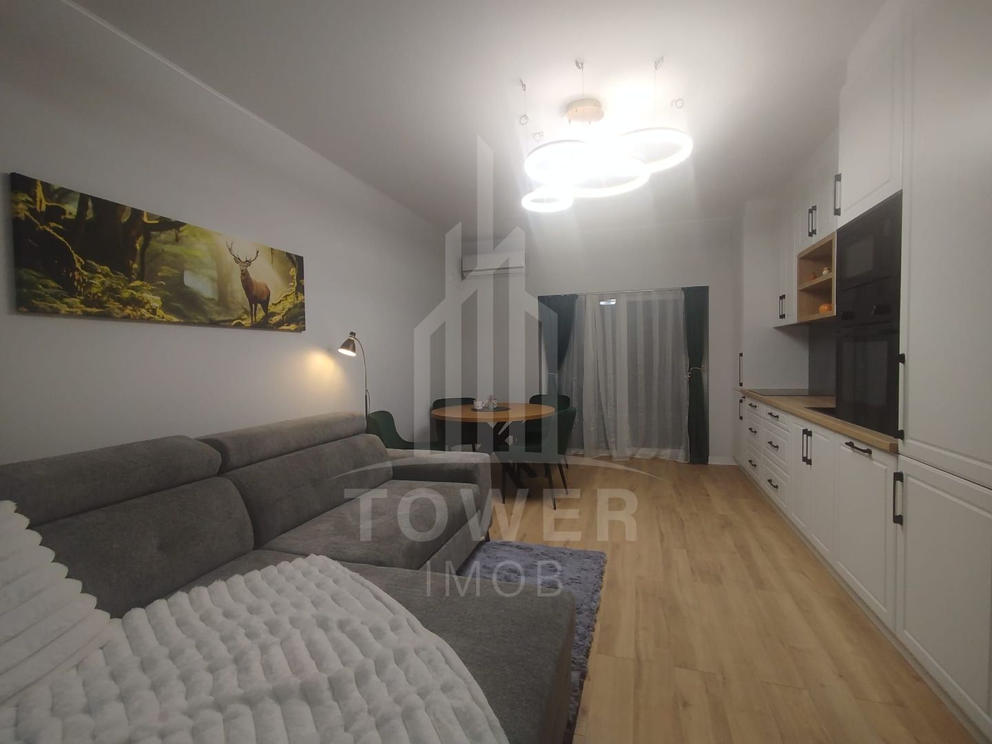 Apartament modern de închiriat, cu balcon și loc de parcare - Poză 3