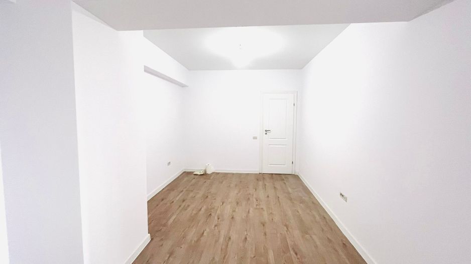 APARTAMENT DECOMANDAT BLOC 2022 CENTRAL ADDRESS - Poză 3