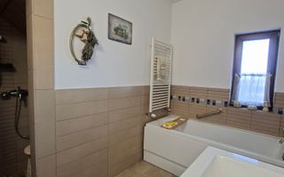 Vila individuala cu curte generoasa - Poză 26