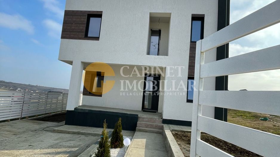 Vila 4 Camere Rediu - Poză 2