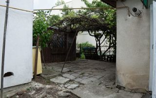 Casă tip duplex, ultracentral, str. Petru Rareș, curte 85 mp, 170000 € - Poză 7