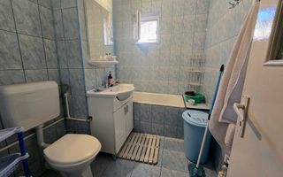 Apartament 3 Camere, 2 Bai, 2 Balcoane, Zona Cetate - Poză 6