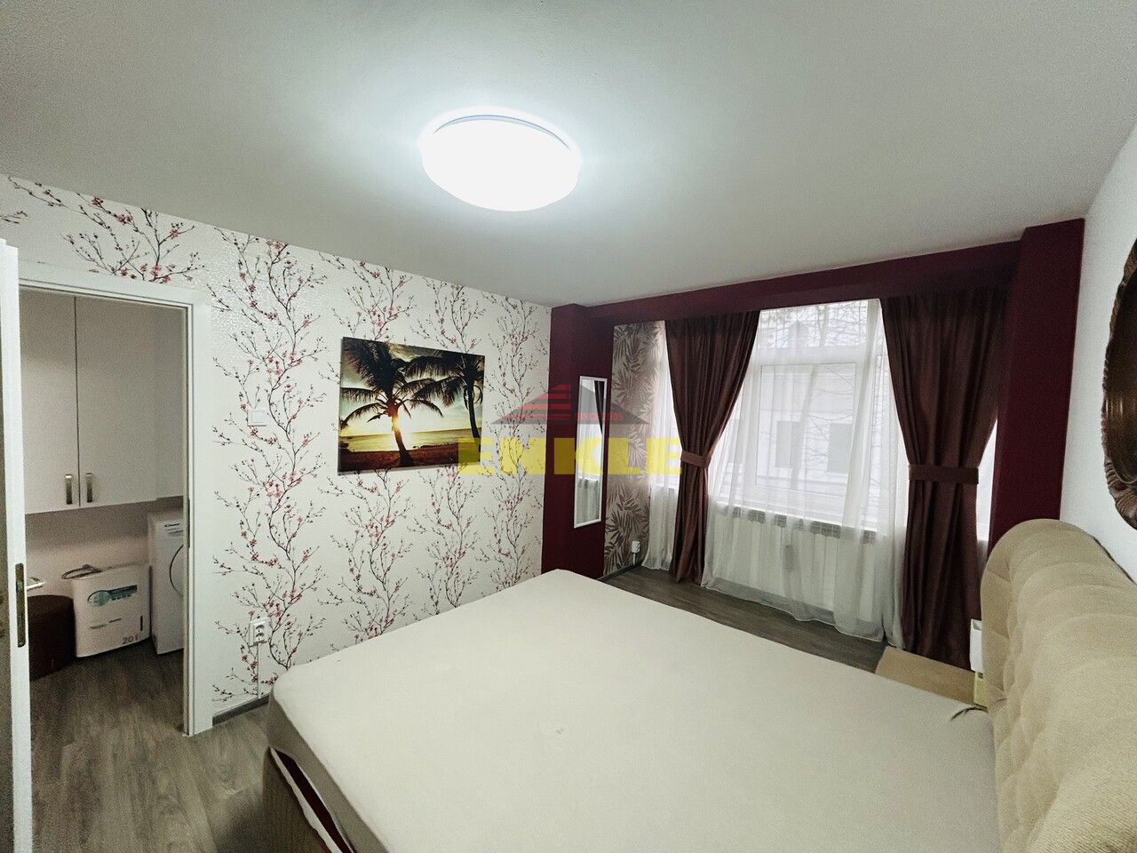 De inchiriat apartament 2 camere, zona Pietonalul Unirii. Pret 400€ - Poză 5