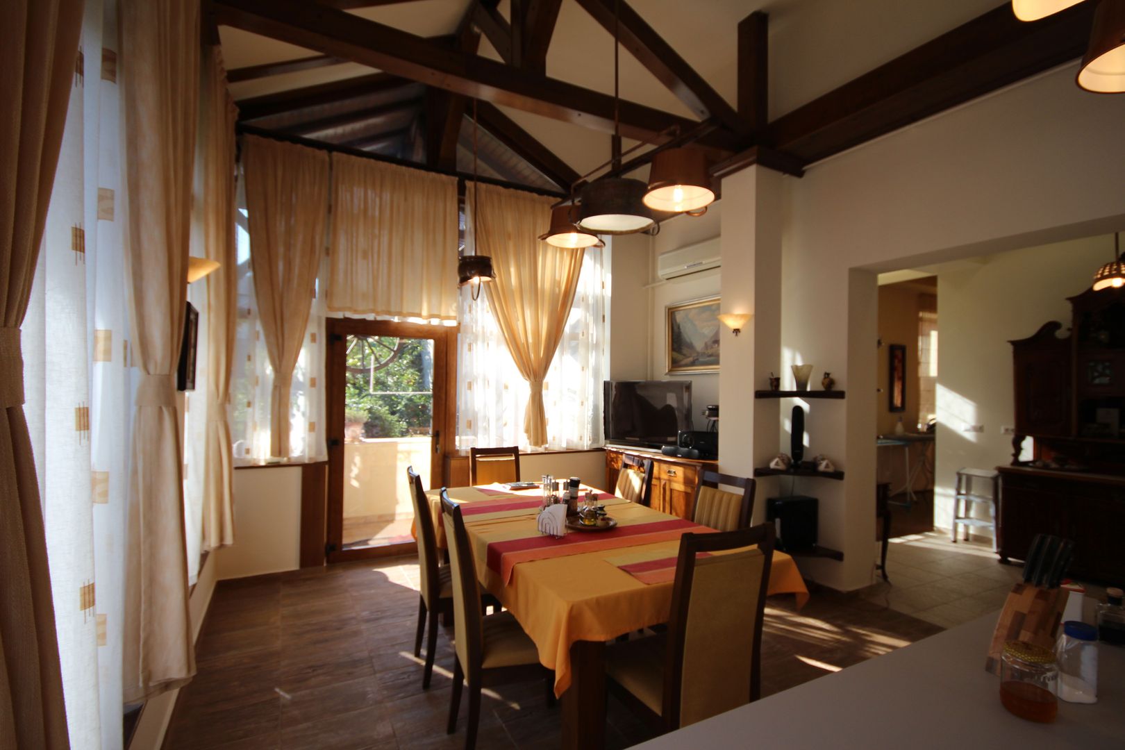 Vila frumoasa de vanzare in zona Balcescu! - Poză 19