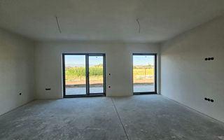 Casa noua 4 dormitoare, spatiu bun pentru familie - Poză 3