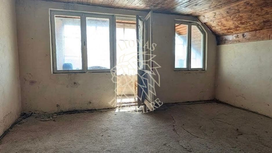 Apartament 1 camera- etaj 2 - parcare- stadiu gri- Zona Rest. Colina - Poză 1