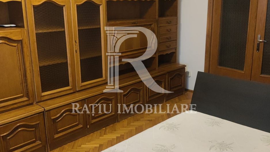 Apartament cu 3 camere de închiriat | Centrul Civic | Oradea - Poză 7