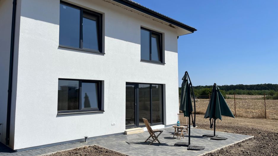 Vila finalizata cu acces de pe DN1, A3, A0 - TVA & Comision 0% - Poză 6