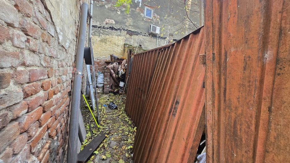 Constructie Ruina 42 mp pe strada Orzari colt Agricultori teren 90mp - Poză 5