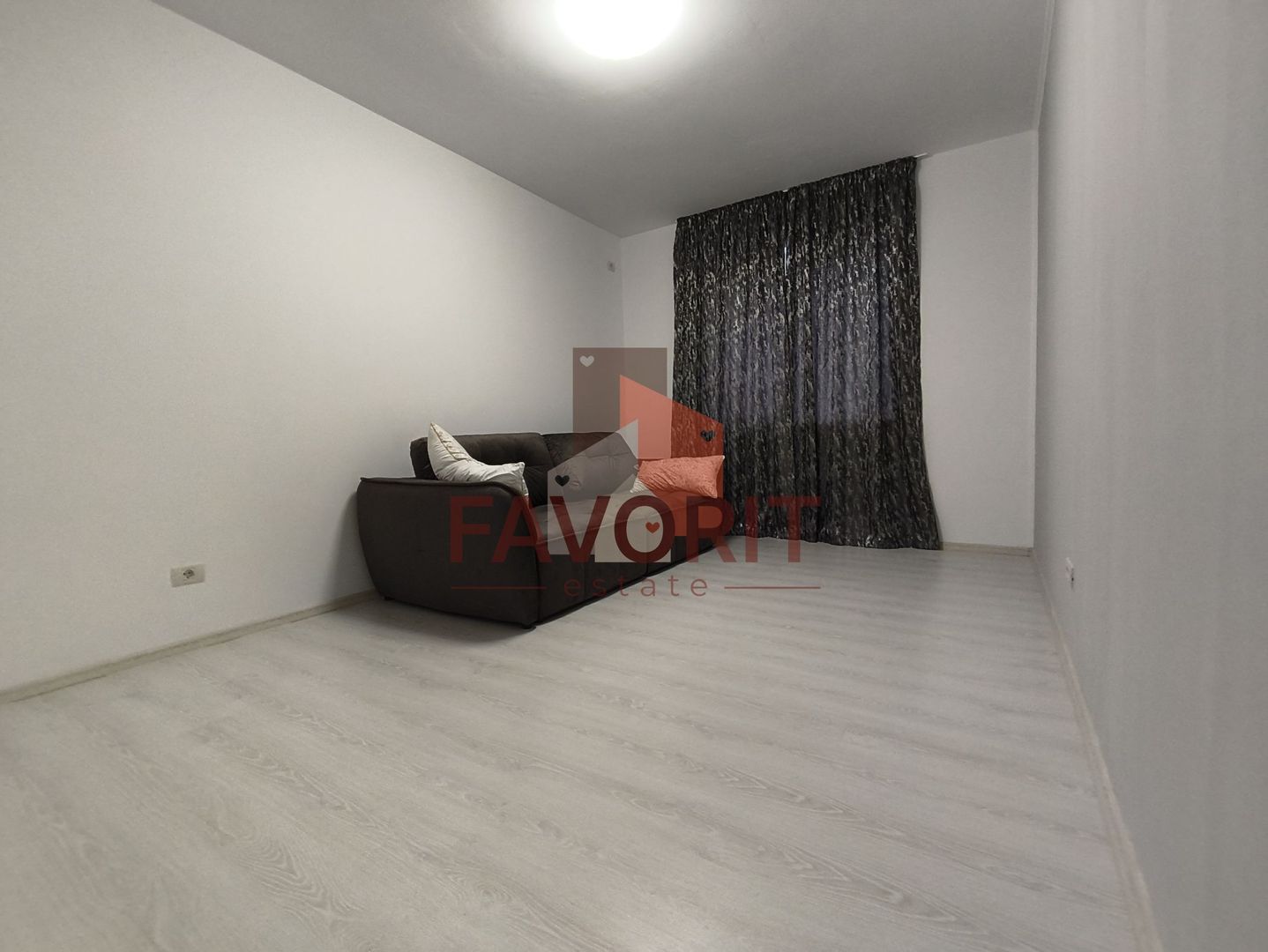 2 camere | parter | centrala proprie | 2 locuri de parcare | balcon | - Poză 2