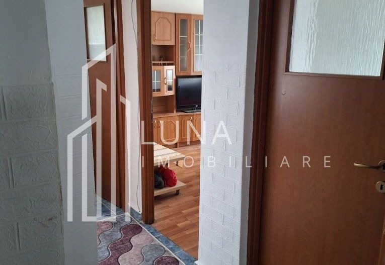 Particular. Vand apartament 2 camere.decomandat - Poză 7