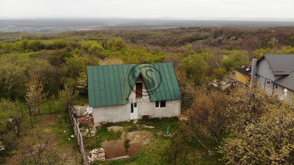 Casa 4 camere de vanzare | 1311 mp | Varfurile, Prahova | Comision 0% - Poză 2