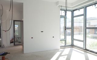 VANZARE CASA CU TEREN 800MP CORBEANCA PADURE - Poză 11