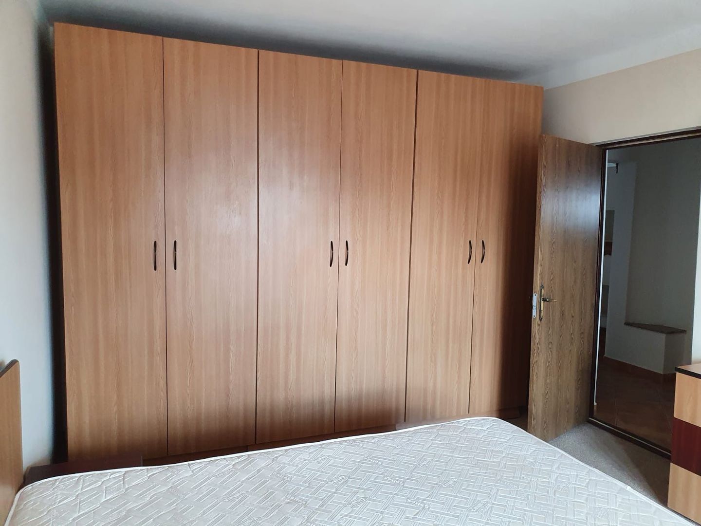 Apartament 3 camere, de inchiriat AC, mobilat, Calea 13 Septembrie - Poză 5