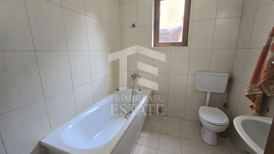 CENTRU- Casa ideala pentru birouri | studio | cabinet | gaz | curte - Poză 17