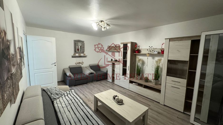 Zona Soarelui- Sud Plaza, 3 camere, 2 bai, etaj 1. Bucatarie inchisa. - Poză 2