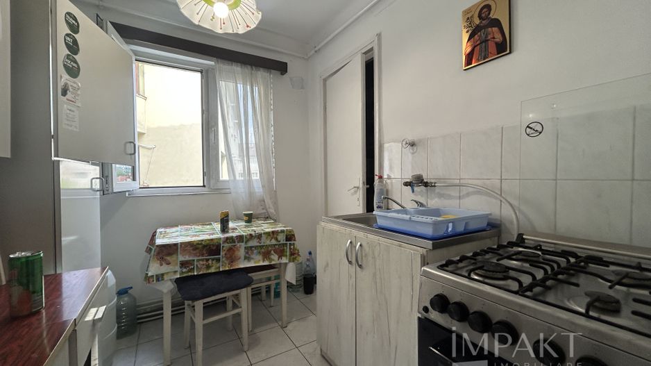 Vanzare apartament 2 camere semidecomandate zona Horea! - Poză 5