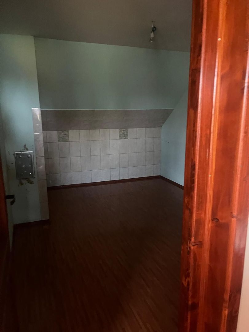 Casă complet renovată, pentru locuință sau pensiune turistică! - Poză 8