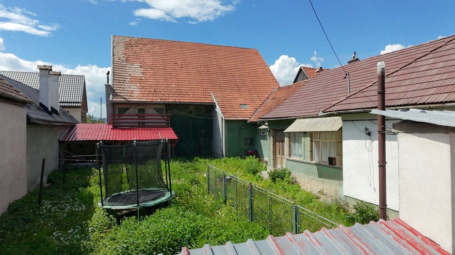 Casă Săsească autentică de vânzare în Râșnov | Teren 720 mp | toate utilitățile - Poză 6