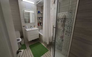 Bloc din 80/ Apartament cu 3 camere/ Decomandat/ mobilat/utilat/ 75 mp - Poză 4