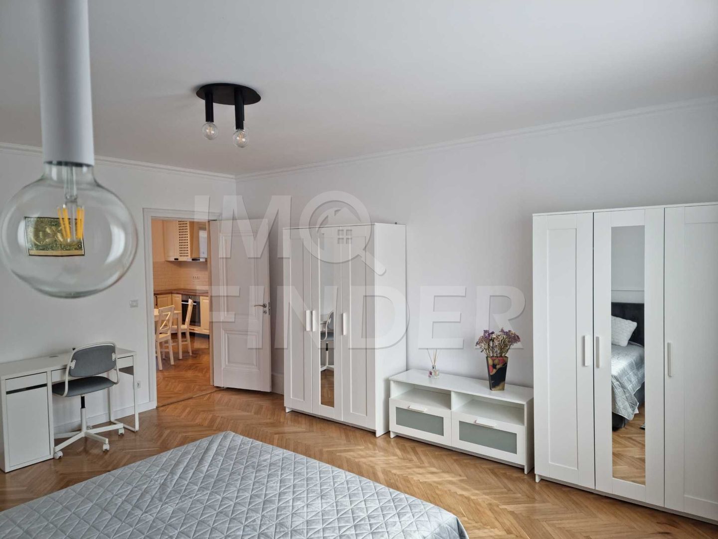 Prima inchiriere - Apartament 3 camere 80 mp zona Centrala - Poză 3