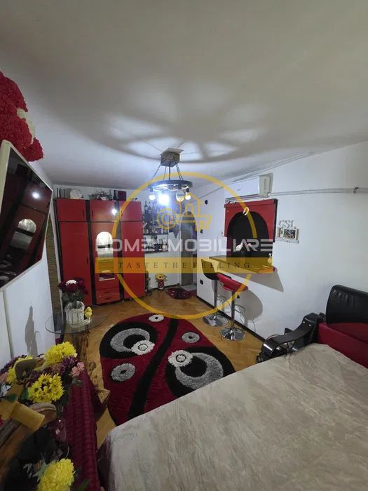 Apartament cu 2 camere/ Etajul 1 / 36mp/ zona Podu Ros - Poză 2