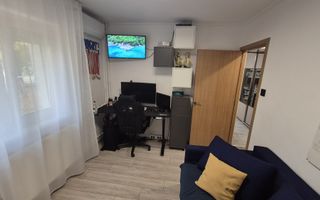 2 Camere Piata Resita cu Loc de parcare - Poză 7