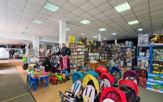 Spatiu comercial / showroom -560 mp - Poză 3