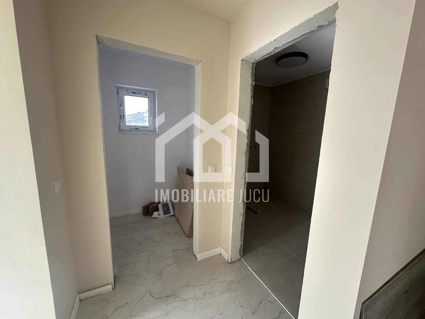 Casă individuală finisată, curte 780 mp – Jucu de Mijloc - Poză 8