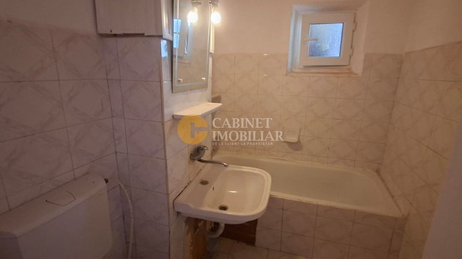 Apartament Spațios cu 4 Camere Decomandat în Tomești – Etaj 1 - Poză 9