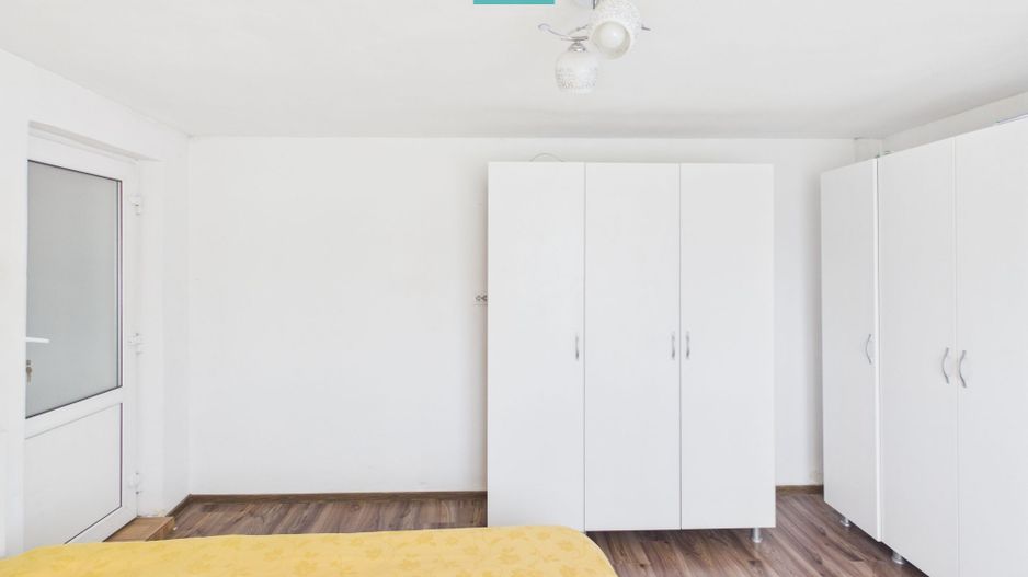 Casă retrasă Pișchia – 4 camere, teren 920 mp - Poză 40