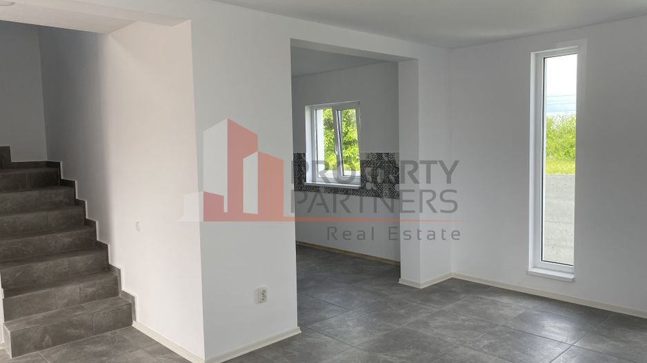 Casa P+1 in Sabareni. - Poză 3