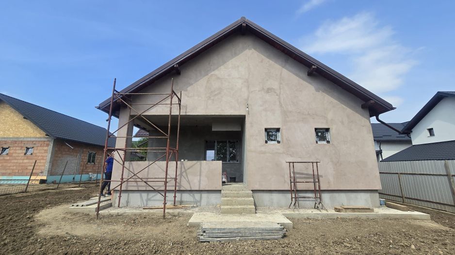 Casă Nouă Modernă de Vânzare –Sărata, Bacău,Confort, Spațiu și Liniste - Poză 9
