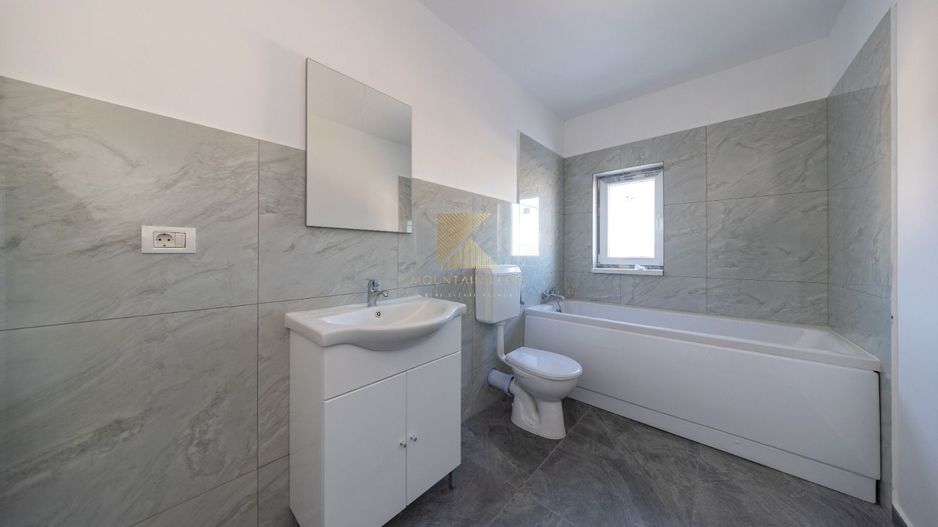 Casă modernă cu curte privată, aproape de Brașov – Cartierul Izvor - Poză 7