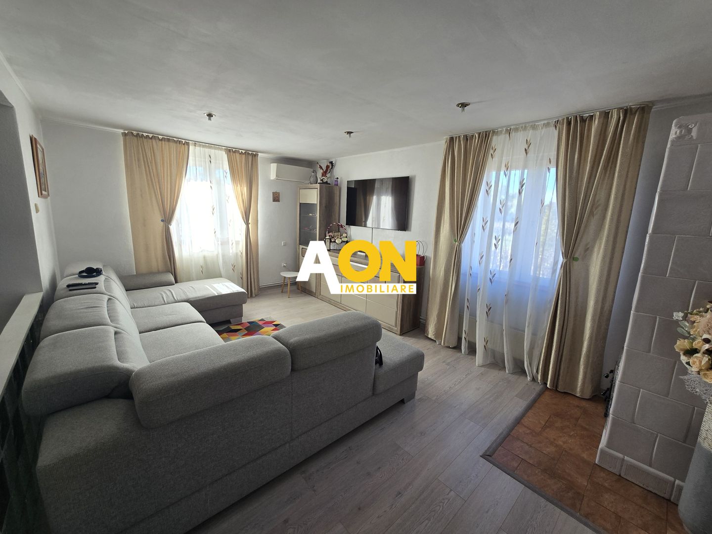 Casa 5 Camere, 2 Bai, 600mp Teren, Zona Oarda - Poză 4