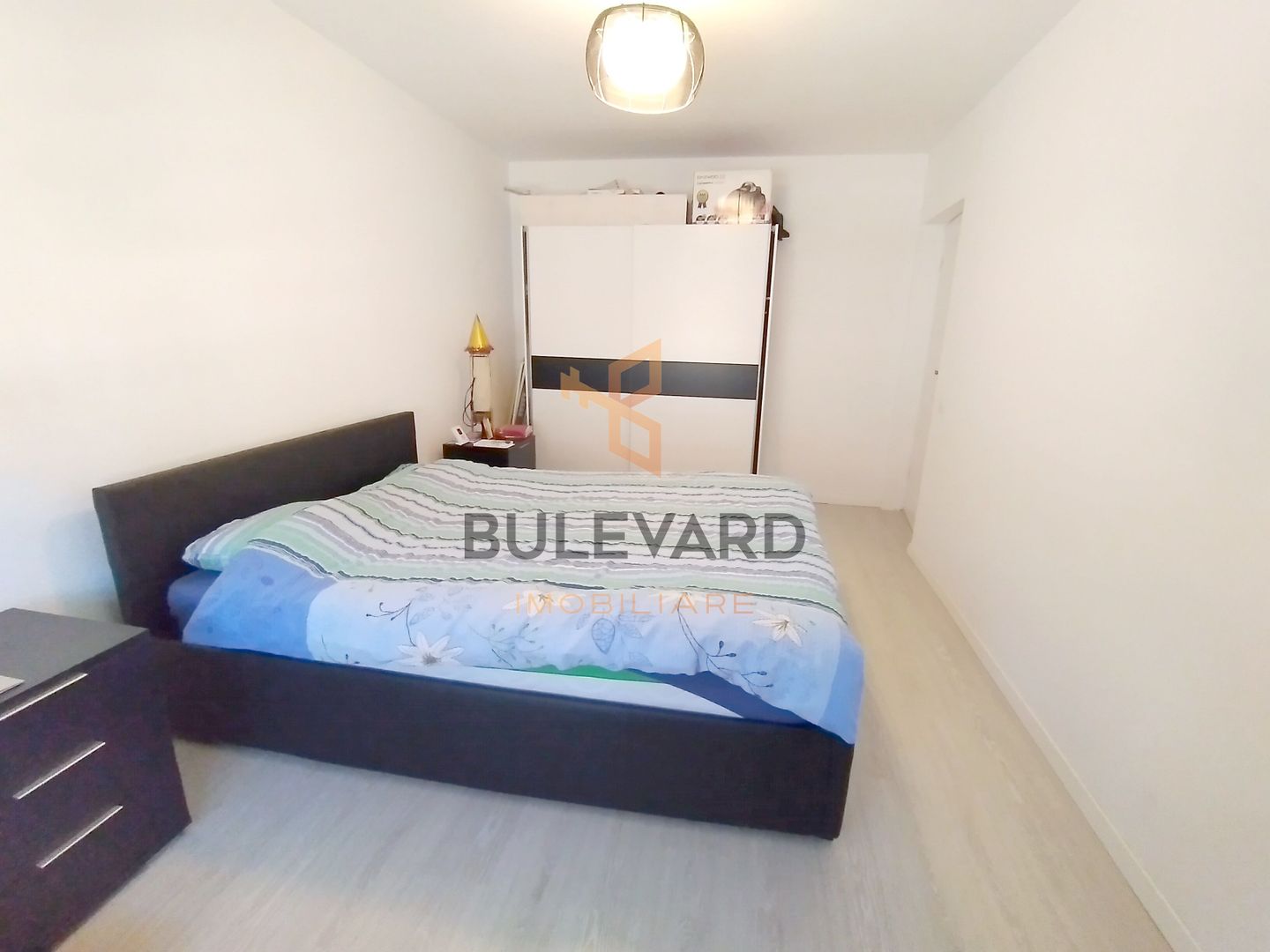 Apartament cu 2 camere decomandate, zona strazii Florilor! - Poză 5