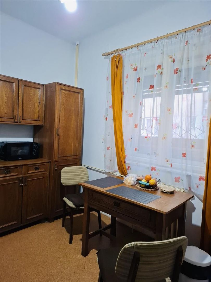 Apartament cu 2 camere semidecomandat  B-dul Dacia - Poză 1