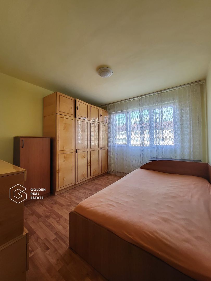 Apartament 3 camere, oras Lipova - Poză 10