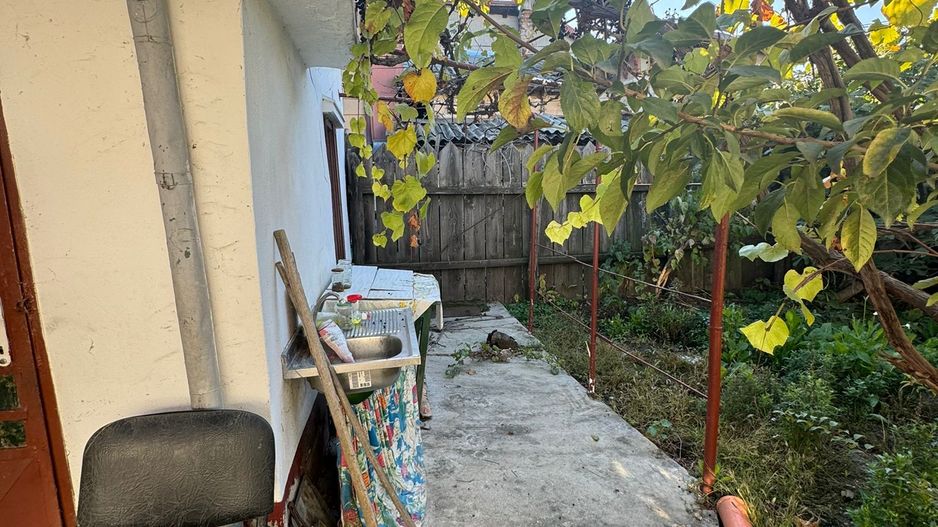 De vânzare  casă situată pe strada Mihail Sadoveanu - Poză 19