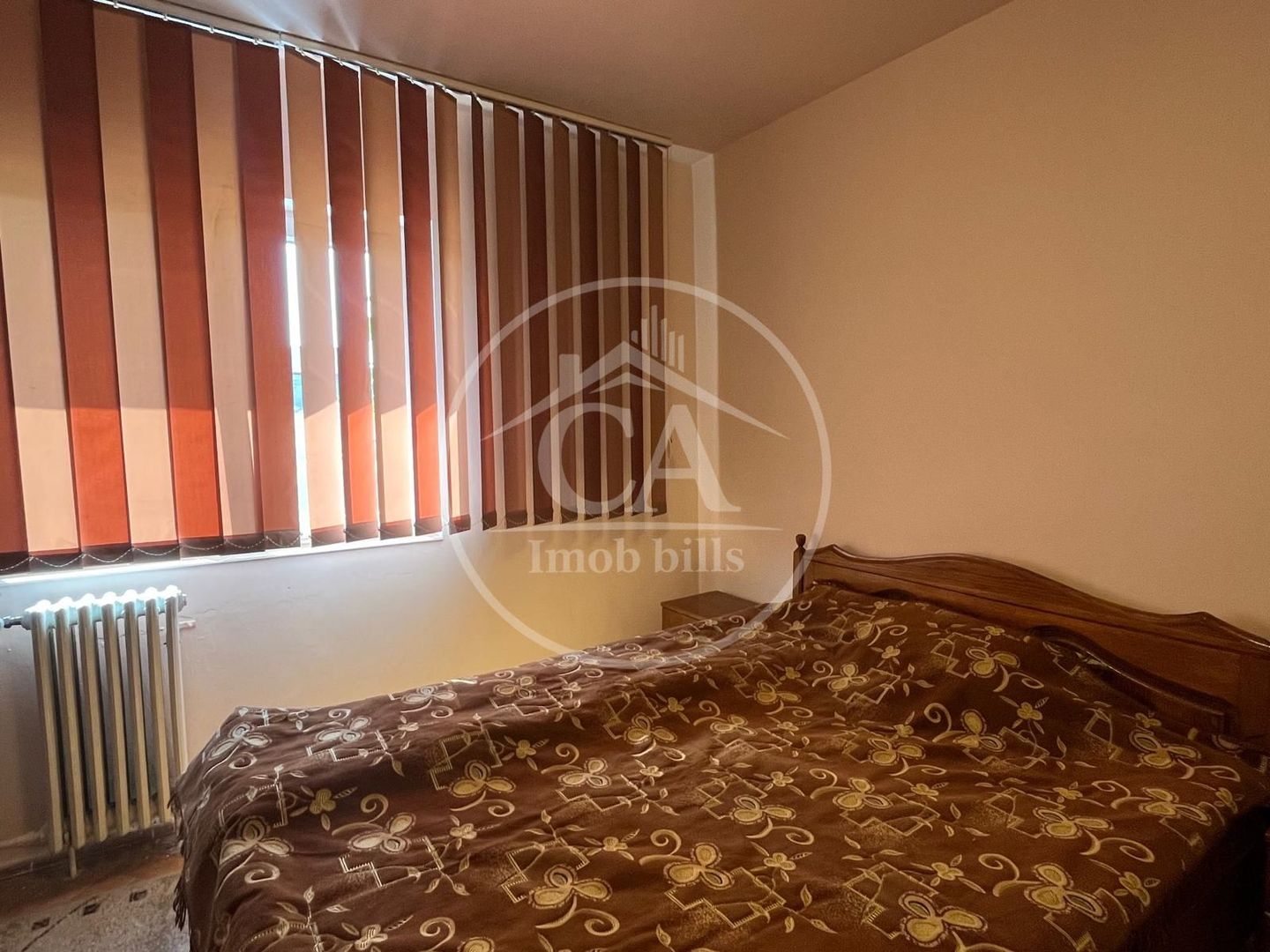 Apartament cu 3 camere de vânzare în zona Rogerius, Oradea - Poză 2