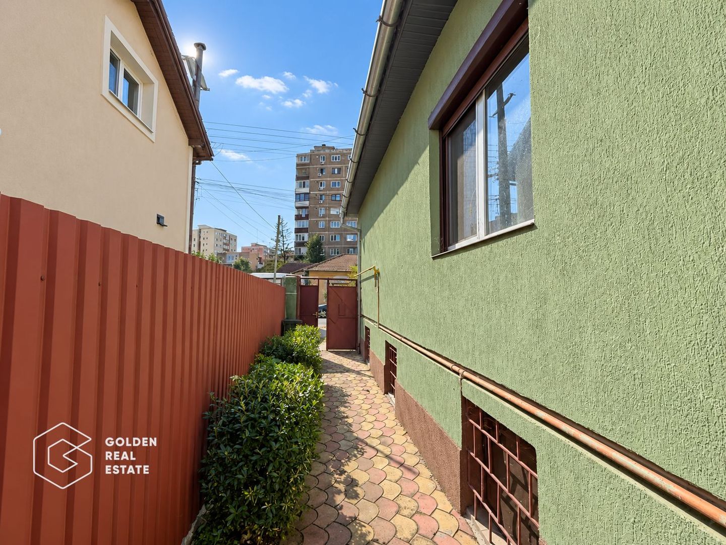 Casa din caramida, 3 camere + anexa, teren 262 mp,  zona Vlaicu - Poză 19