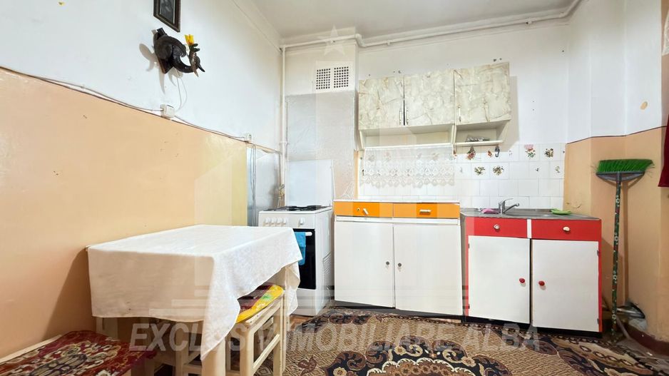 Apartament 2 camere | 49 mp | De renovat | Cetate - Poză 3
