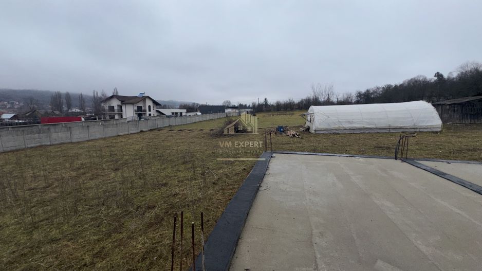 TEREN INTRAVILAN 2200 MP CAMPULUNG ARGES - Poză 21