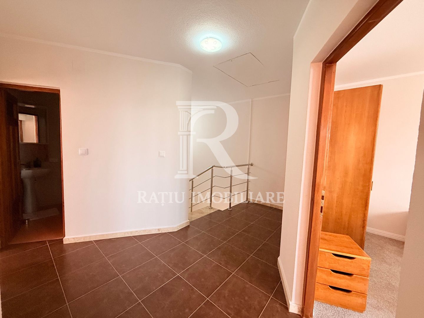 Casă spațioasă de închiriat | 4 dormitoare | Sânmartin - Poză 21