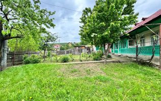 casa batraneasca situata in Hemeius - de vanzare