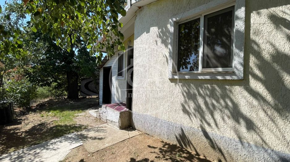 Casa de vanzare cu 2 camere in zona Sintelec, Bihor. - Poză 14