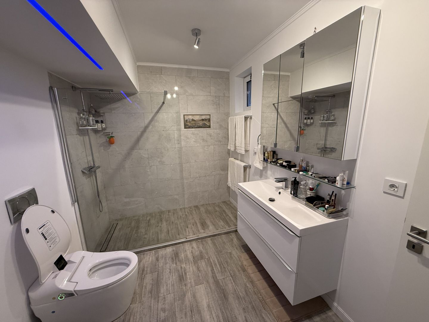 Vila în stil American - Total independentă energetic, garaj + terasă! - Poză 13